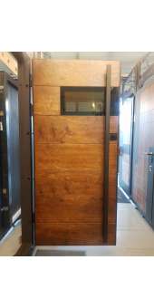 НАШІ РОБОТИ Вхідні двері металеві в будинок. З двох сторін  накладки из тонованої вологостійкої фанери